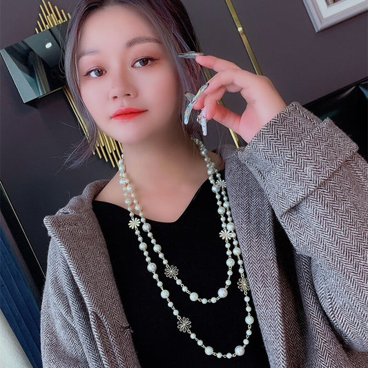 Daisy Pearl Sweater Chain Necklace For Women