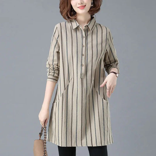 Blusa beige con rayas negras