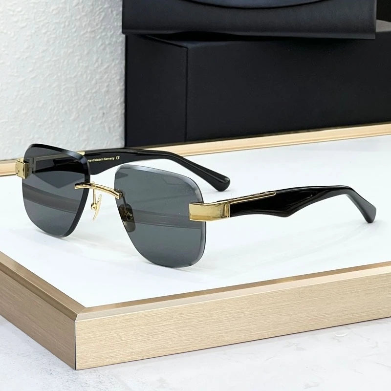 Sunglass AC
