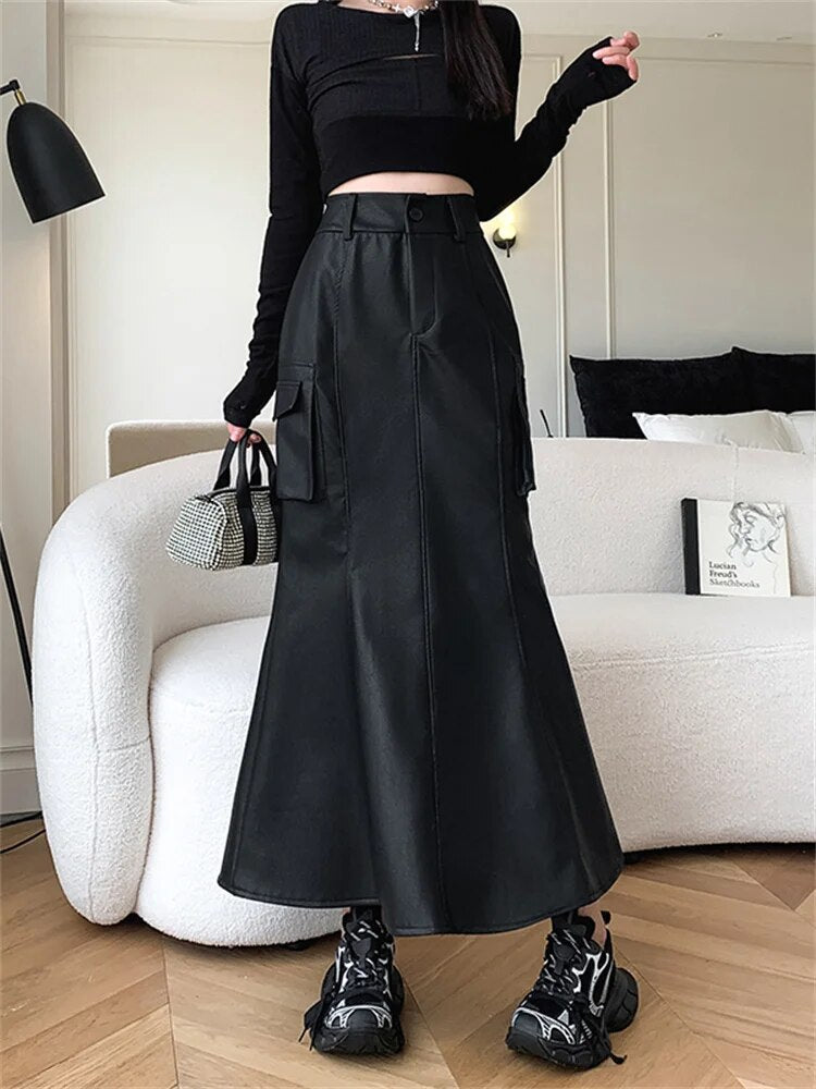Falda larga de cuero sintético negra