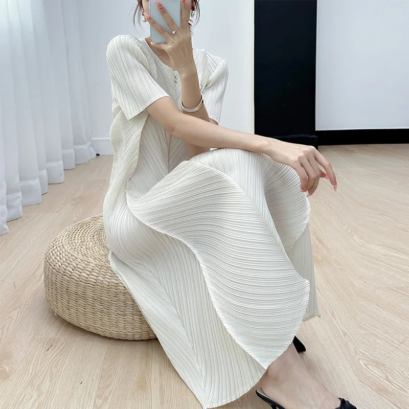 Pleated Dress Creamy White