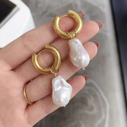 Trend Simulation Pearl Long Earrings Female