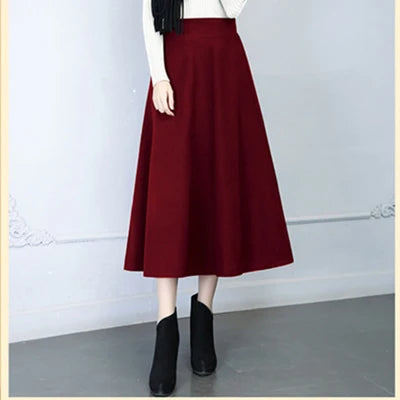 Falda medio larga de lana rojo tinto