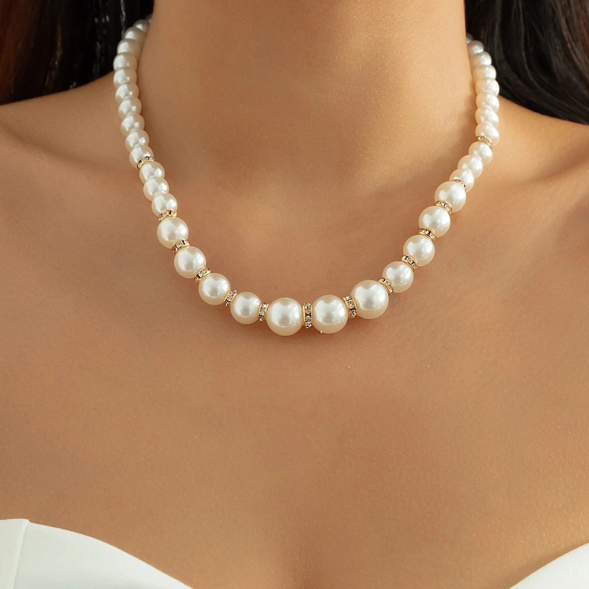 Collar Pearl White 25