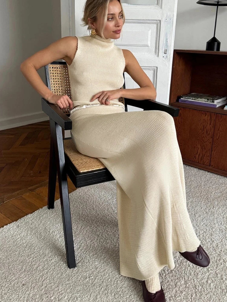 Knitted Suit Apricot