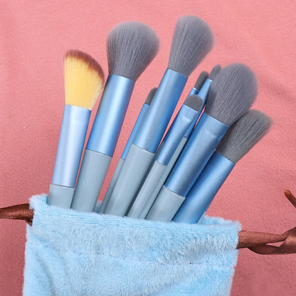 Brochas de maquillaje azul con bolsa