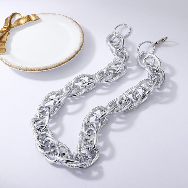 Twisted Metal Chain Chunky Thick Necklaces Women Neck Jewelry